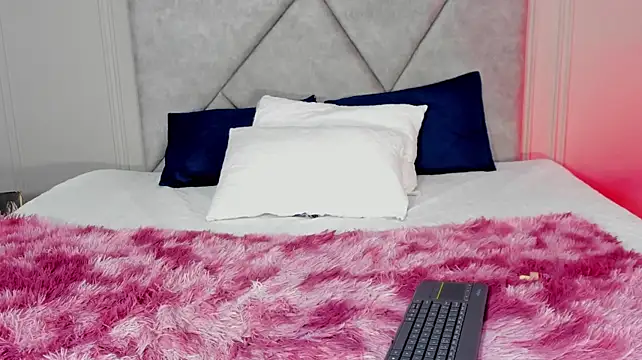 NicoleeJoness live XXX chat