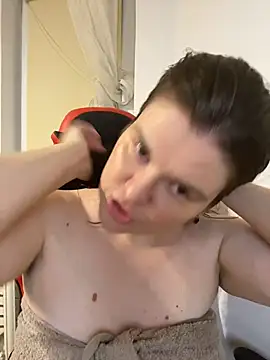ChubbyBae Chat XXX in diretta