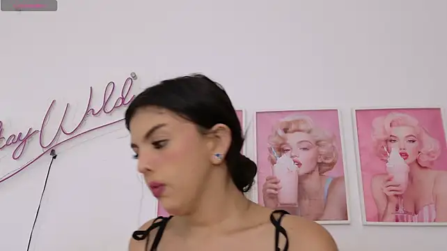 Czat XXX na żywo – Adele_LatinLady