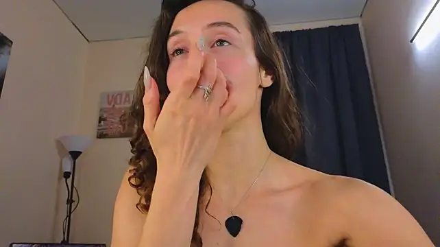 Chatroom XXX en direct de laracroftmansion