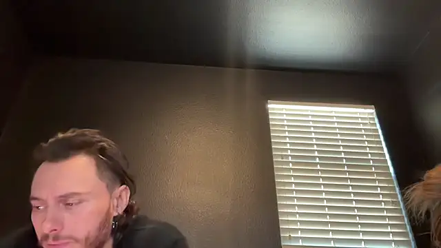 hungandcloudy XXX чат на живо
