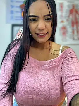 Sara-77 Chat XXX in diretta