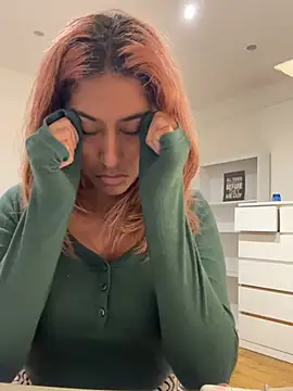DonnaShy's Live XXX Chat