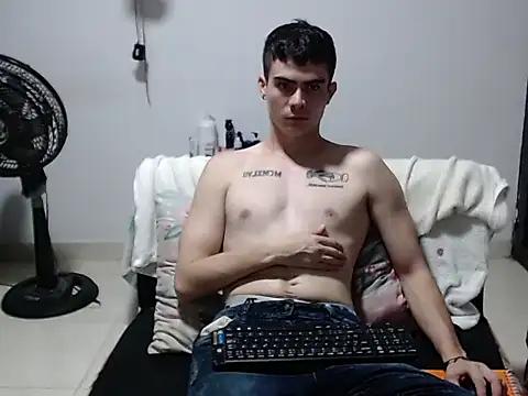 Zac_Efront Chat XXX live
