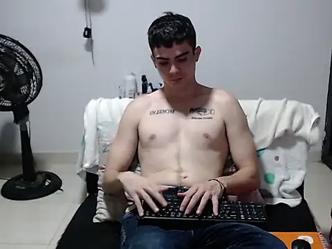 Zac_Efront Live XXX-Chat