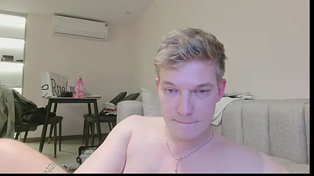 Chatroom XXX en direct de herculess_