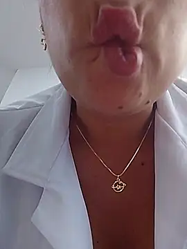 Chatroom XXX en direct de Dr-Kathy_23