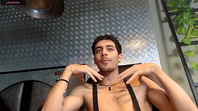 Chat XXX ao vivo de Jeey_Bee
