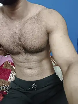 Chatroom XXX en direct de muscularguywithbigcock