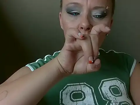 Chatroom XXX en direct de Pleasure_Princess69