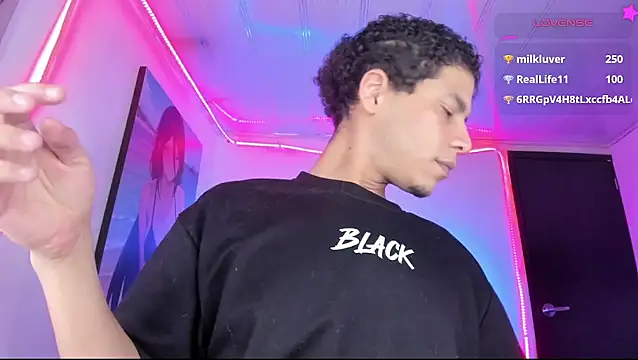 แชท XXX สดของ Ethan_Boyy