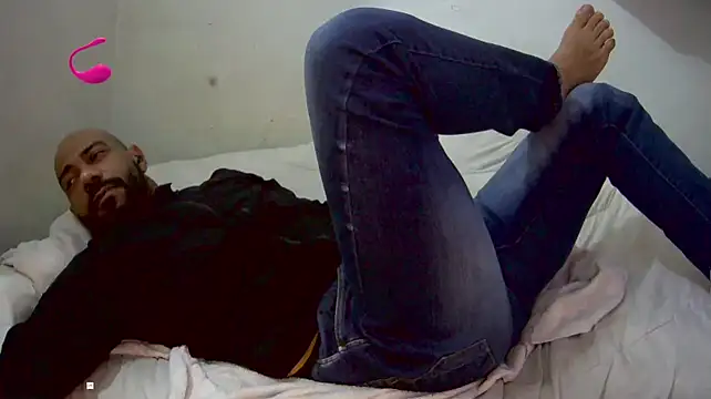 bruce_bigg live XXX chat