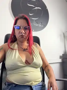 JulianaDiiaz live XXX chat