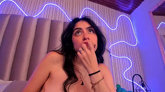 CARLAFERRERR live XXX chat