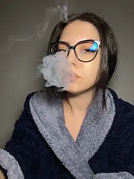 Chat +18 de KaylaLewyss ao vivo