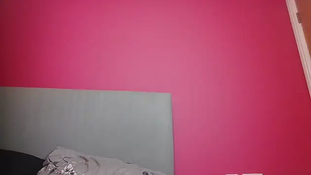 Sexy_Kiki_Bella Adlı Modelin Canlı XXX Sohbeti