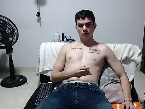 Zac_Efront 现场XXX聊天