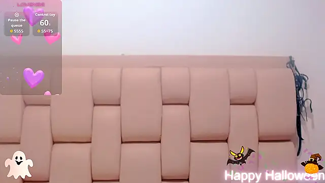 naomi_cute19's Live XXX Chat