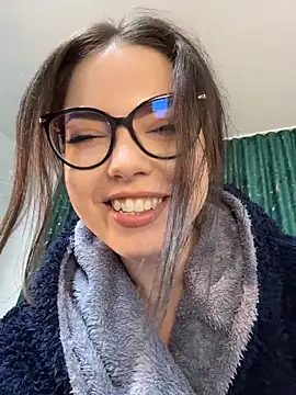 KaylaLewyss' Live XXX Chat