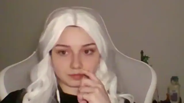 cute_rabbit12 live XXX chat