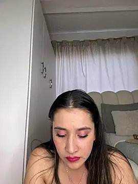 ChloeSaint_ live XXX chat