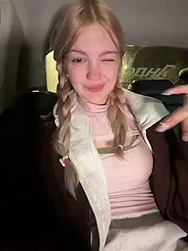 elsawhere live XXX chat