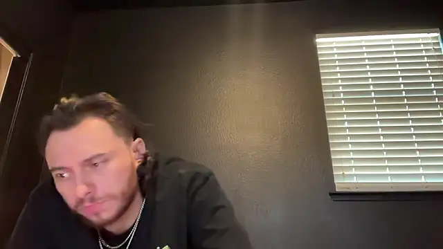 hungandcloudy Chat XXX live