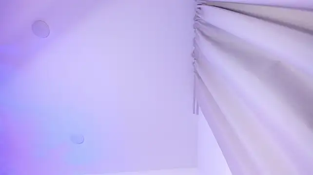 Chatroom XXX en direct de Violett_Rosse1