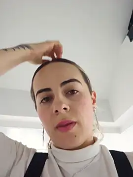 Chat XXX en directo de Sairy_