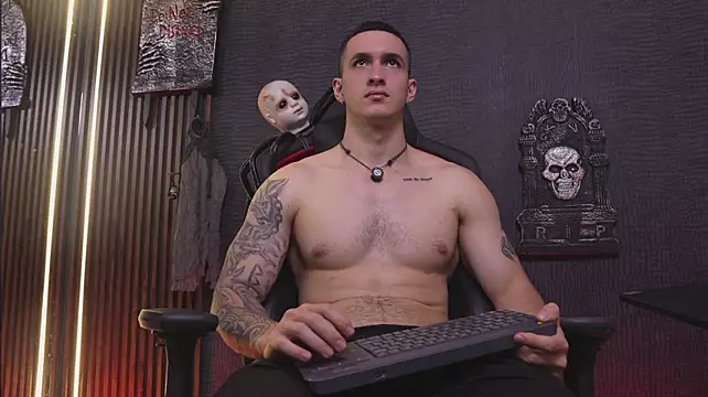 JacksonOlsenn live XXX chat