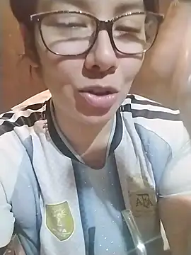 Chatroom XXX en direct de shio_26
