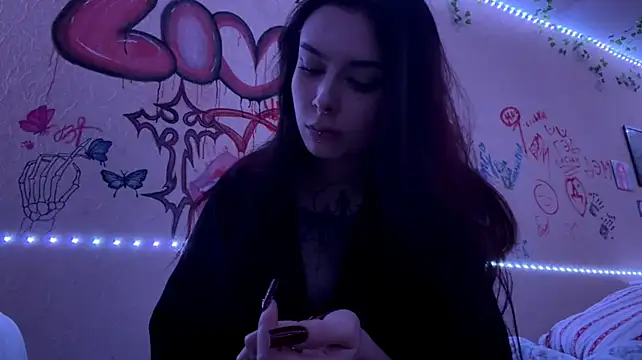 LouraSilvius live XXX chat