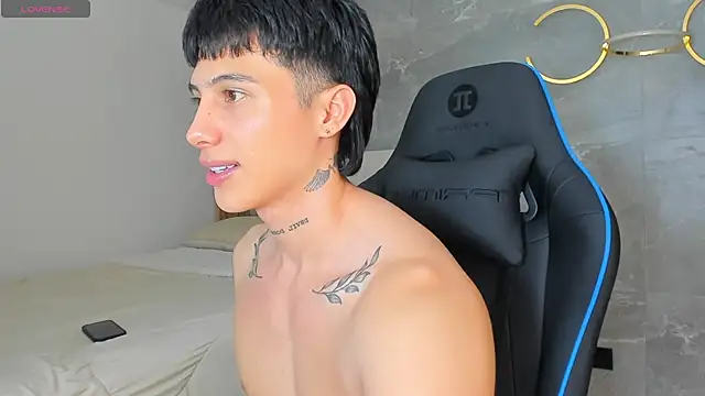 Samuell_777 live XXX chat