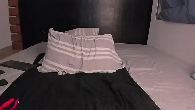 Webkamerová show Tyler_Waka01