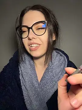 Živý XXX chat KaylaLewyss