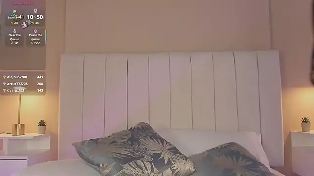 VictoriaNoah_ Live XXX Chat