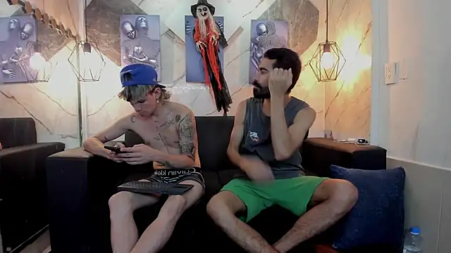 Онлайн чат XXX Andres_Bless