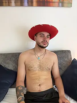 AmadeoWild live XXX chat