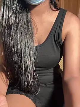 Simply_Dafne_ Chat XXX in diretta