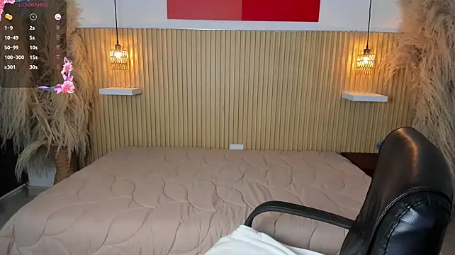 AminaFlamee webcam show