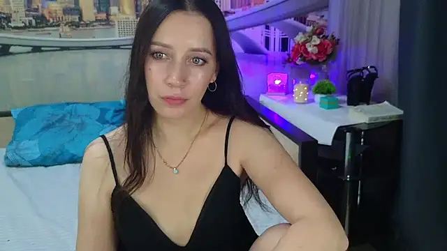 Chatroom XXX en direct de MonicaSweetx