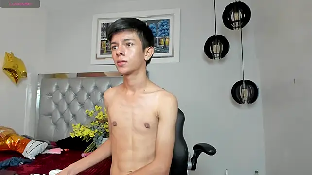 Онлайн чат XXX fem_danny7