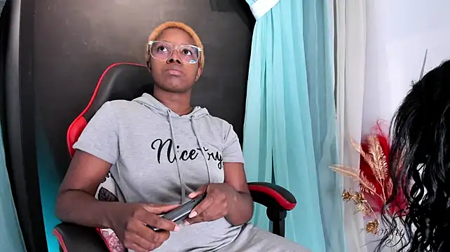 connywellss' Live XXX Chat