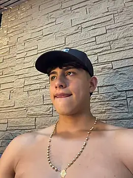 Lander_Cruz – Live XXX-chat