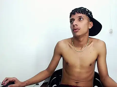 XXX chat uživo modela brayan__hot__