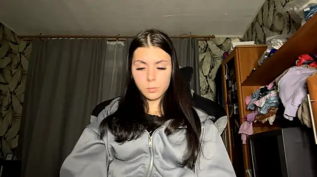 LilyMinimum live XXX chat