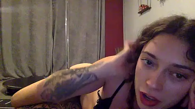 Chatroom XXX en direct de LydiaMayx