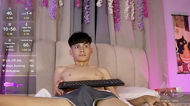 Онлайн чат XXX miles_star