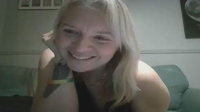 MrsMercedes26 – Live XXX-chat