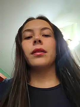 Emmasweet_Val live XXX chat